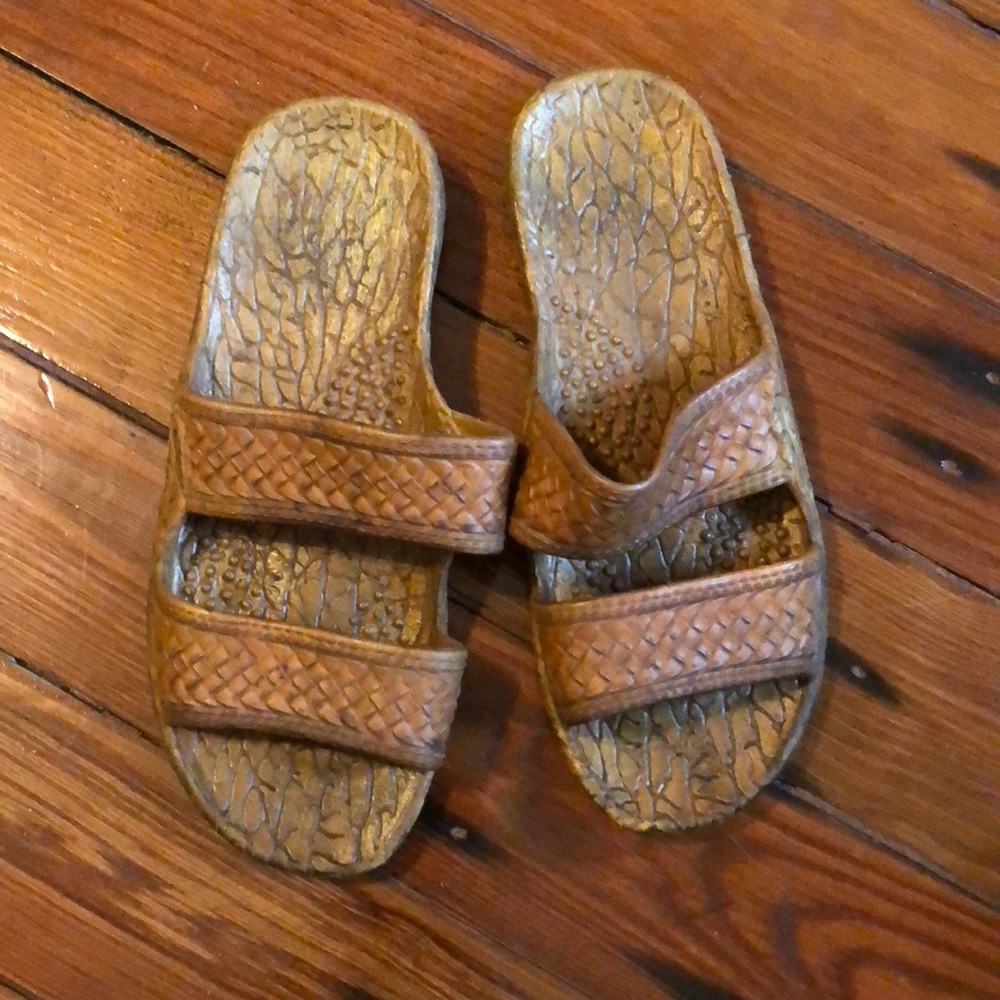 Flip flops